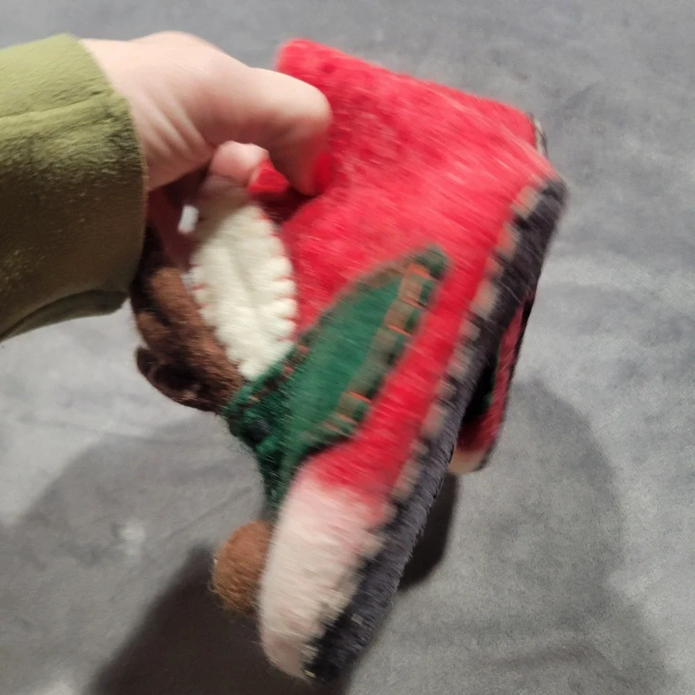 Seasons of Cannon Falls Reindeer Felted‎ Wool Slippers Red Green Christmas Nepal